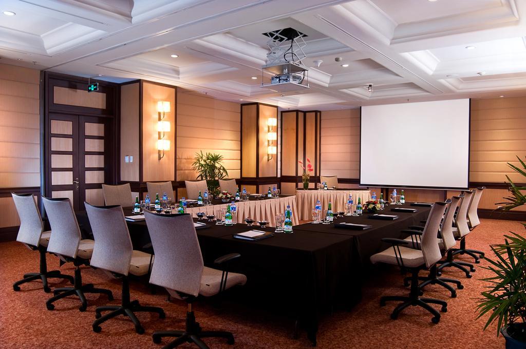 Le Grandeur Hotel Balikpapan Extérieur photo