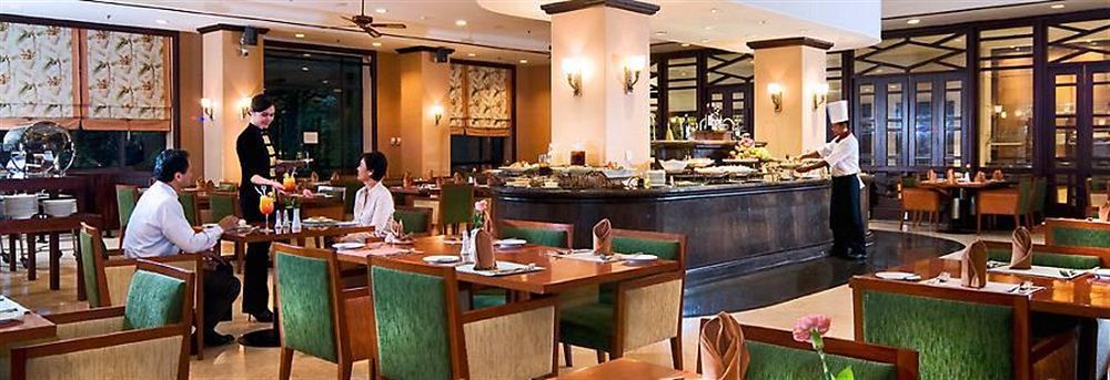 Le Grandeur Hotel Balikpapan Extérieur photo